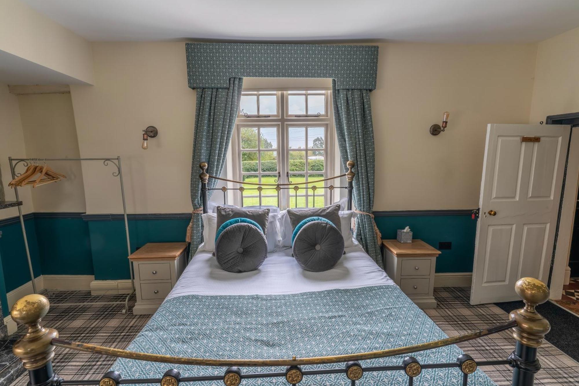 Blackgreaves Farmhouse Bed & Breakfast Lea Marston Bagian luar foto